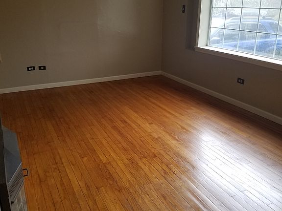 5th image of 238 Hortense St