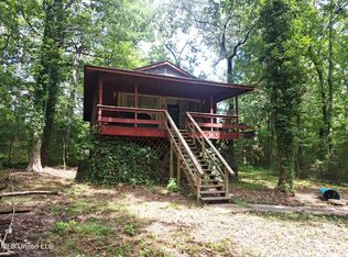 105 Friar Tuck Dr, Brandon, MS 39042