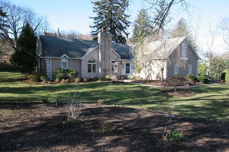 2 Crocker Mansion Dr, Mahwah, NJ 07430 Zillow