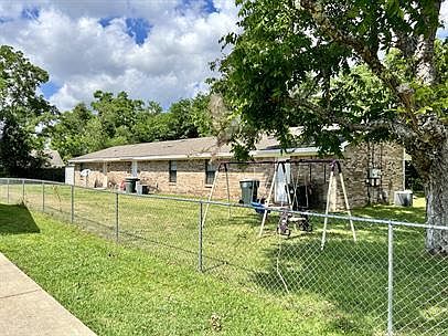 2nd image of 2114 Hollyhill Rd #15372928