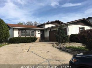 18961 Cypress Ave, Country Club Hills, IL 60478