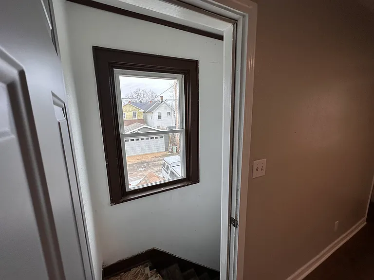 2164 Jackson St — Photo 17