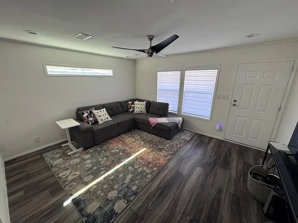 3728 Marina Dr, Fort Worth, TX 76135