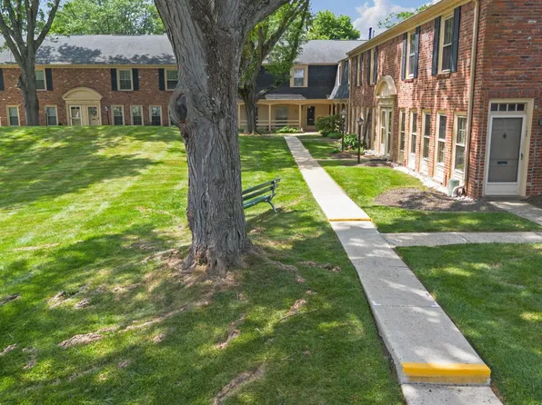 174 Albemarle Dr, Penllyn, PA 19422