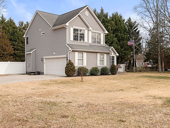 4th image of 505 1st Rd