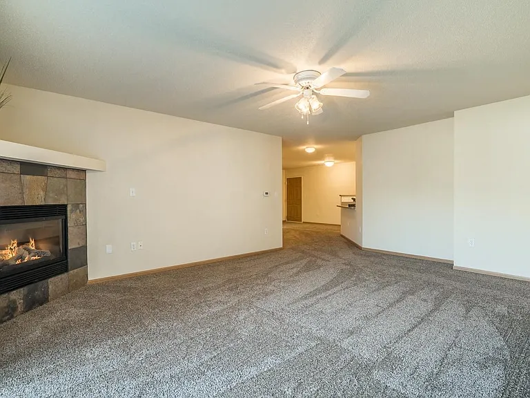 Pinebrook Apartments — Photo 65