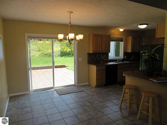 4th image of 4750 Harr Dr #59