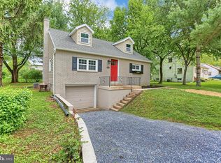 4421 Miller Dr, Mount Joy, PA 17552