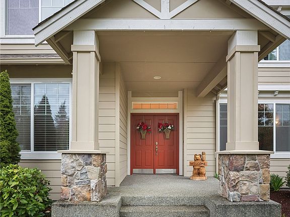 2nd image of 8025 Tieton Pl NW