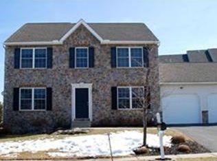 1816 Merlot Dr, Easton, PA 18045