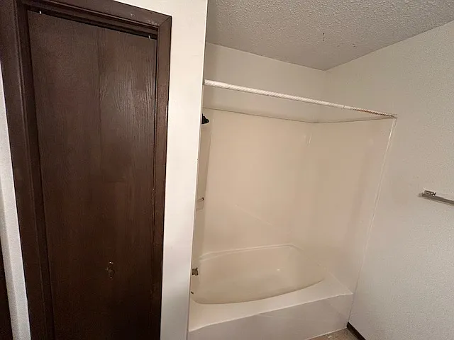 1415 N Main St #2 — Photo 3