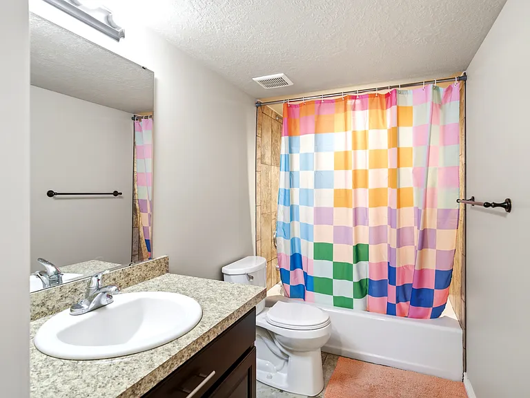5742 S 4525 W — Photo 21