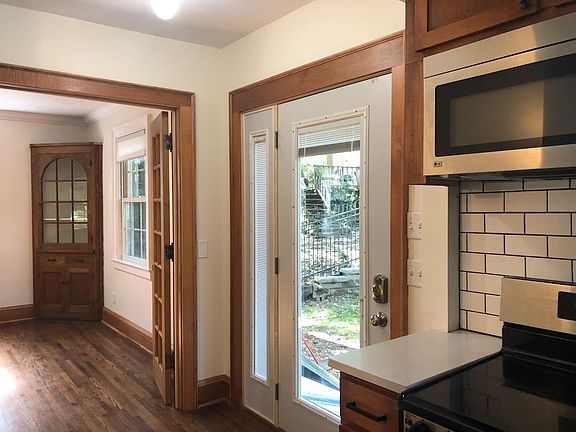 3rd image of 100 Orlin Ave SE