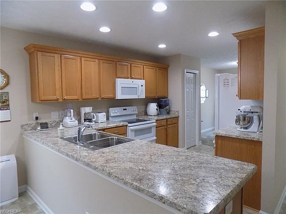 5th image of 4265 Lucinda Ct