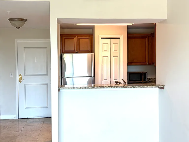 345 Bayshore Blvd #413 — Photo 10