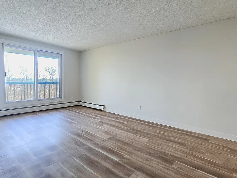 140 Harrow Cir NW — Photo 36