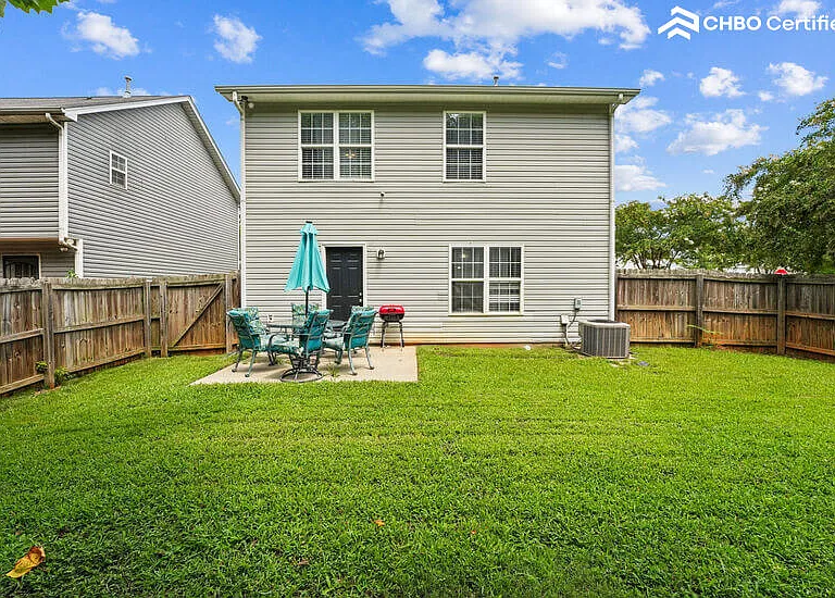 Cutting of grass included in rent.