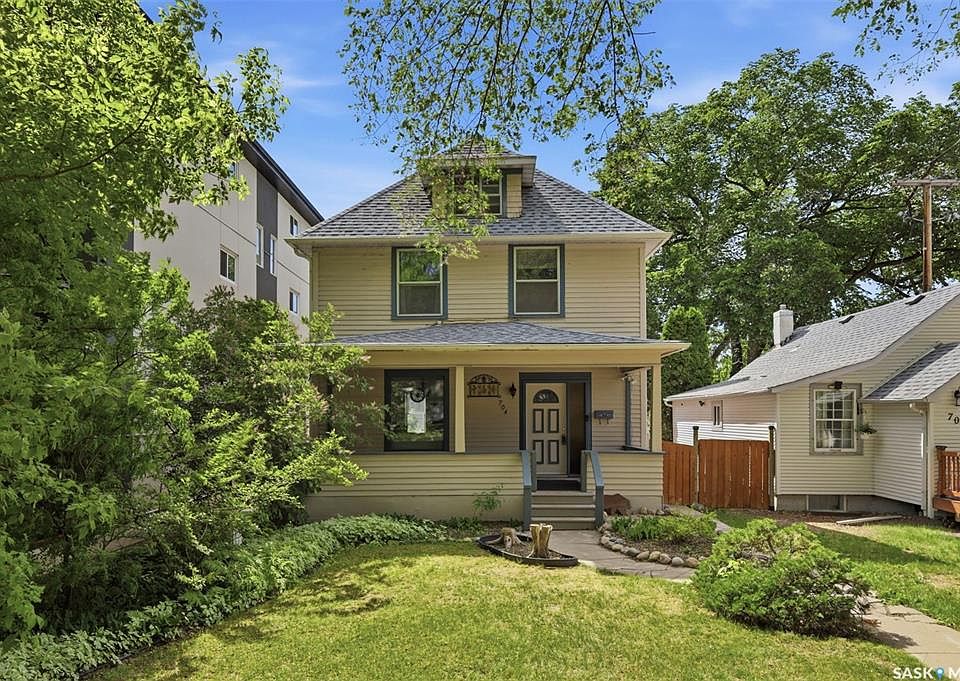 1st image of 704 Mcpherson AVENUE