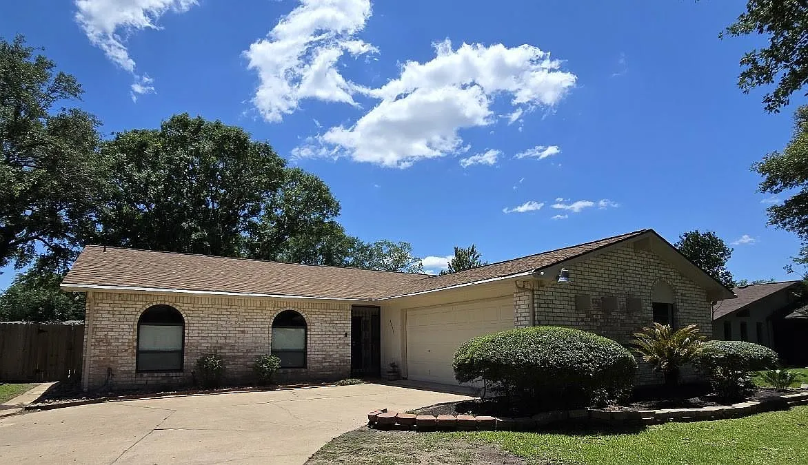 Building Photo - 4055 Cypressdale Dr