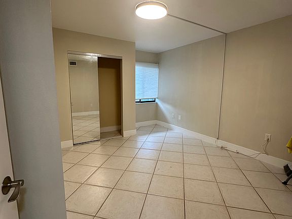 4th image of 7205 Curtiss Ave APT 1D