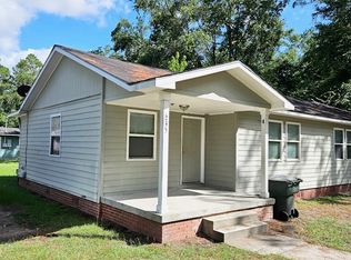 235 S Palm St, Jesup, GA 31546