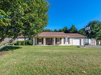 76 Royal Ct, Forest, VA, 24551