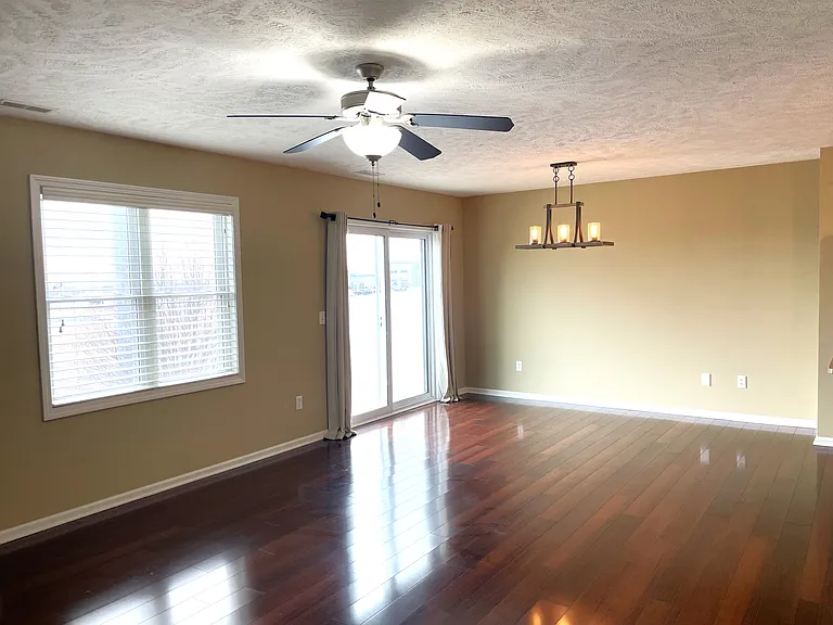 3523 Osullivan Rd — Photo 4
