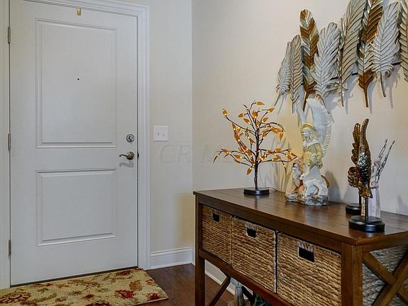 4th image of 2670 Gardenview Loop