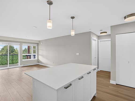 5th image of 22562 121st Ave #311