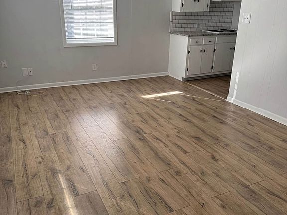 2nd image of 111 Colonial St #6
