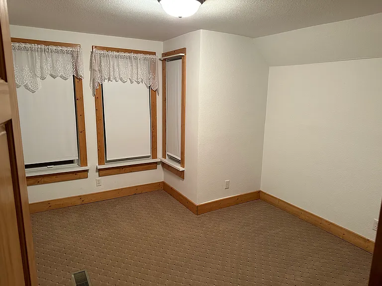 133 Lincoln St #2 — Photo 8