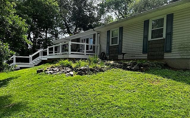 2nd image of 209A Oak Ave