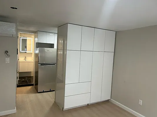 Rented by Oxford Property Group | media 12