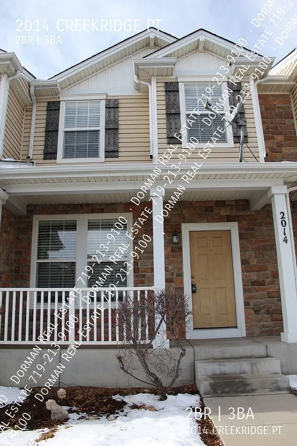 Town Home in The Bluffs at Spring Creek — Photo 1