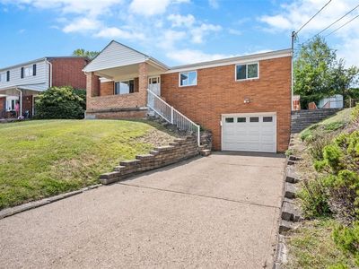 1206 Vivjon Dr, Homestead, PA, 15120