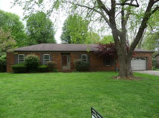 234 Rosewood Dr, Bardstown, KY 40004