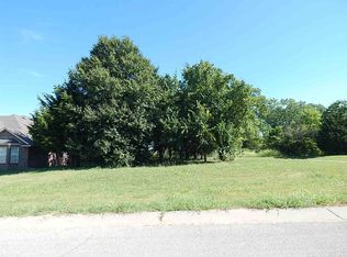 2113 Woodmont, Ponca City, OK 74604