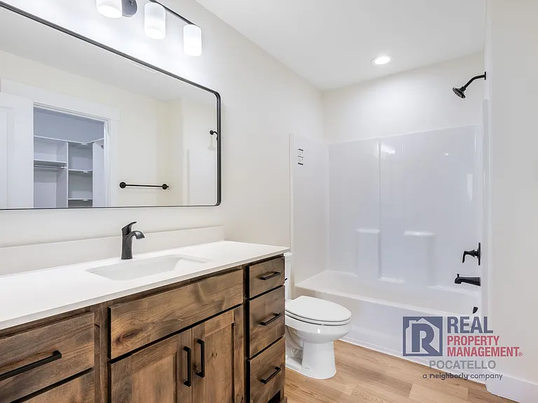 1727 Ammon St — Photo 19