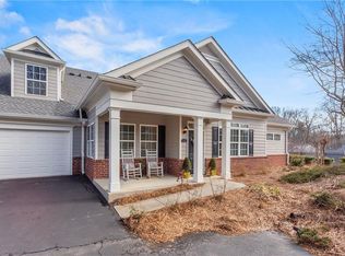 2712 Grapevine Cir #1902, Cumming, GA 30041
