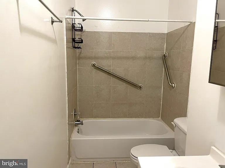 1021 N Caroline St #2 — Photo 17