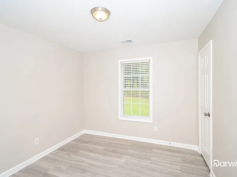 54 Connie Dr — Photo 12