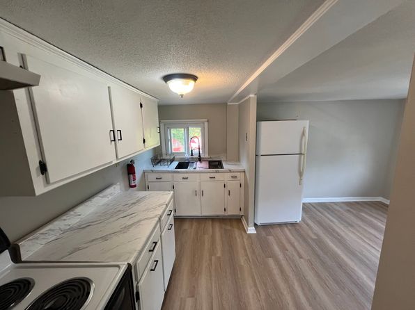 1492 Enfield St FLOOR 2