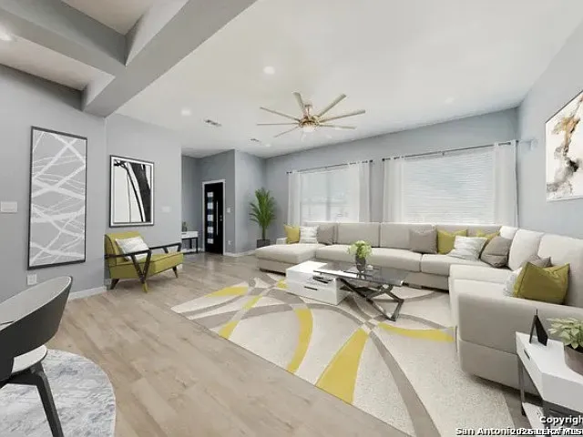4 bed, 4.0 bath, 2665 sqft, $3,600 — Photo 4