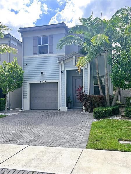 1st image of 4509 NW 48th Ter