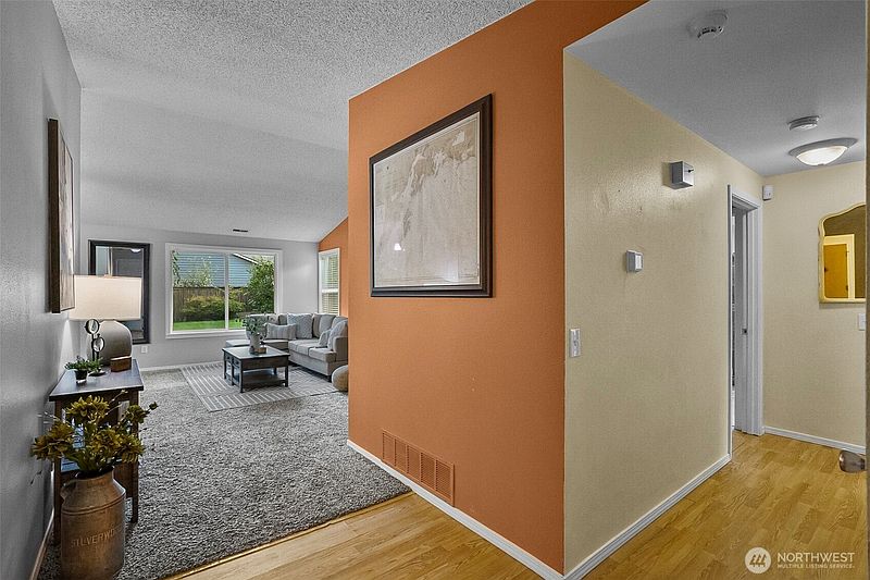 5th image of 6024 145th Street SE