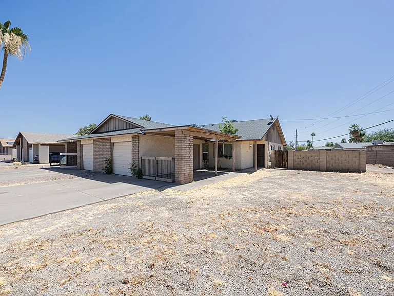 2145 S Dorsey Ln — Photo 1