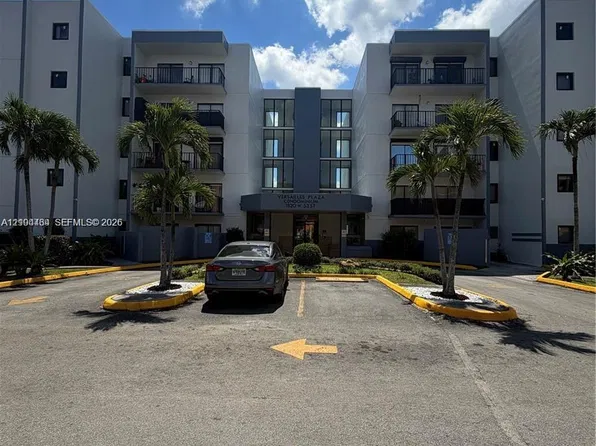 1820 W 53rd St APT 201, Hialeah, FL 33012