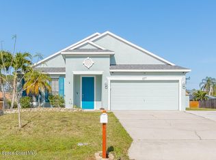 857 Rostock Cir NW, Palm Bay, FL 32907