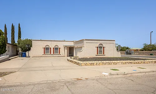 3329 Running Deer Dr Photo 1
