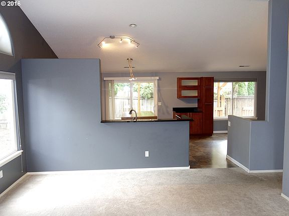 3rd image of 8513 NE 15th St
